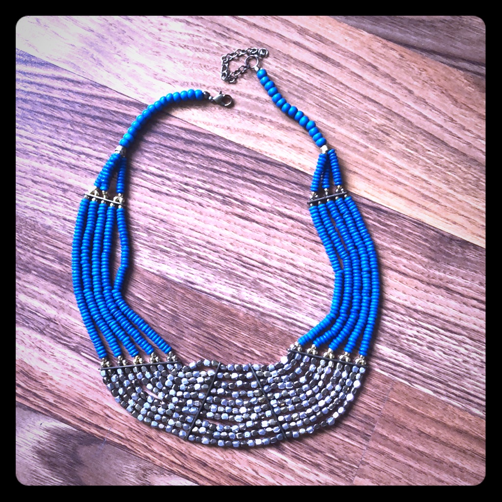 Gorgeous Statement Necklace Blue/Gold Beads